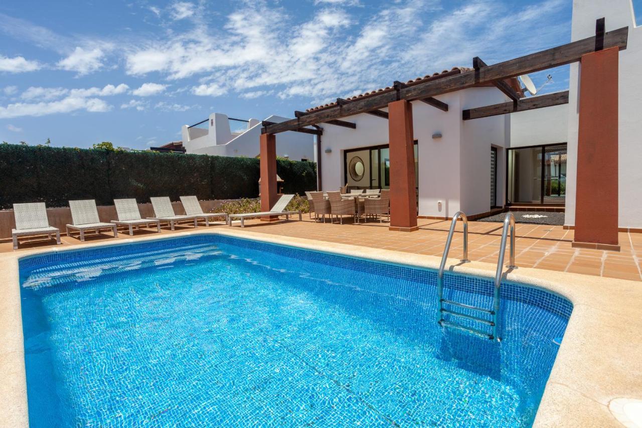 Villa Zafiro 13 Golf Private Pool Caleta De Fuste By Holidays Home ภายนอก รูปภาพ