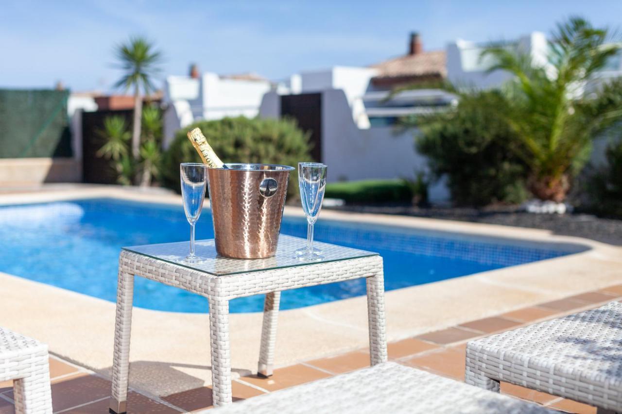Villa Zafiro 13 Golf Private Pool Caleta De Fuste By Holidays Home ภายนอก รูปภาพ