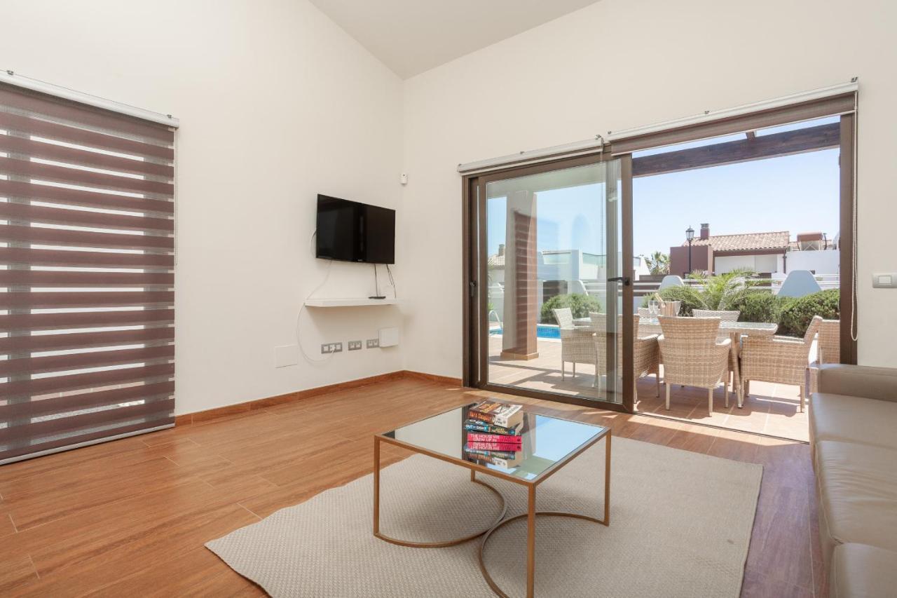 Villa Zafiro 13 Golf Private Pool Caleta De Fuste By Holidays Home ภายนอก รูปภาพ
