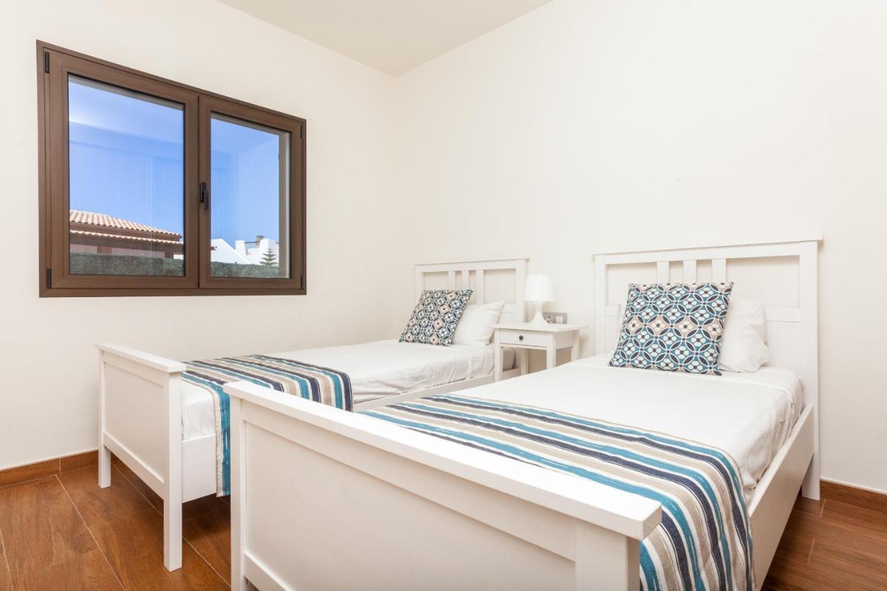 Villa Zafiro 13 Golf Private Pool Caleta De Fuste By Holidays Home ภายนอก รูปภาพ